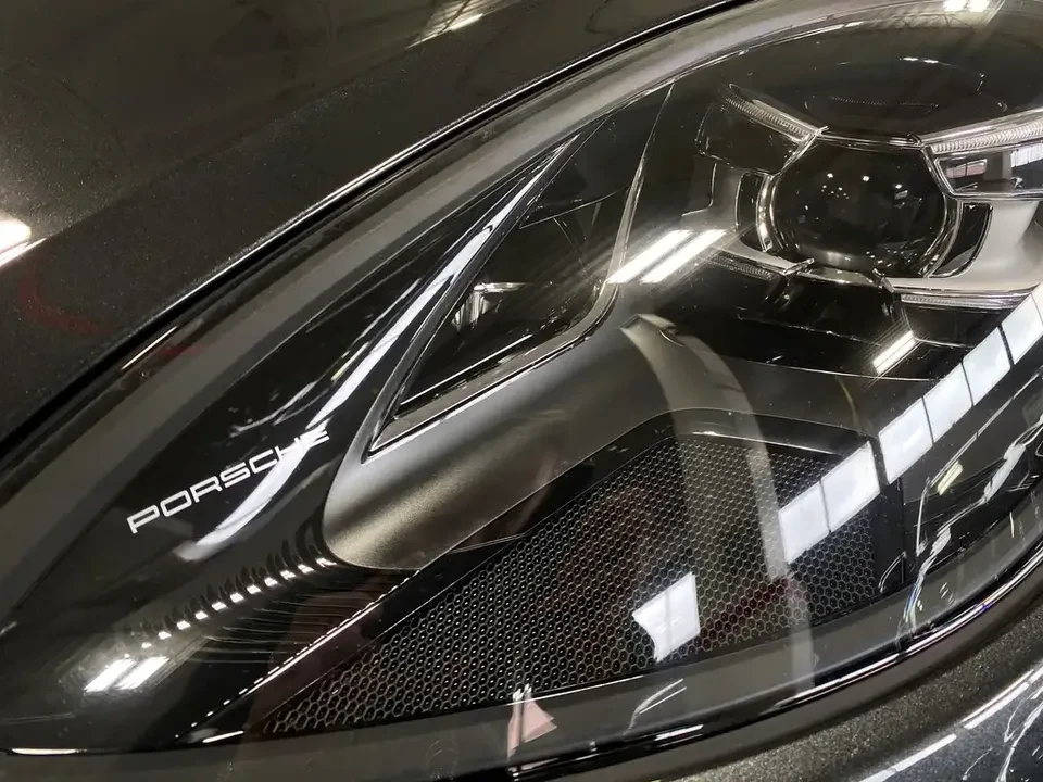 2021 Porsche Macan - Image 7 of 20