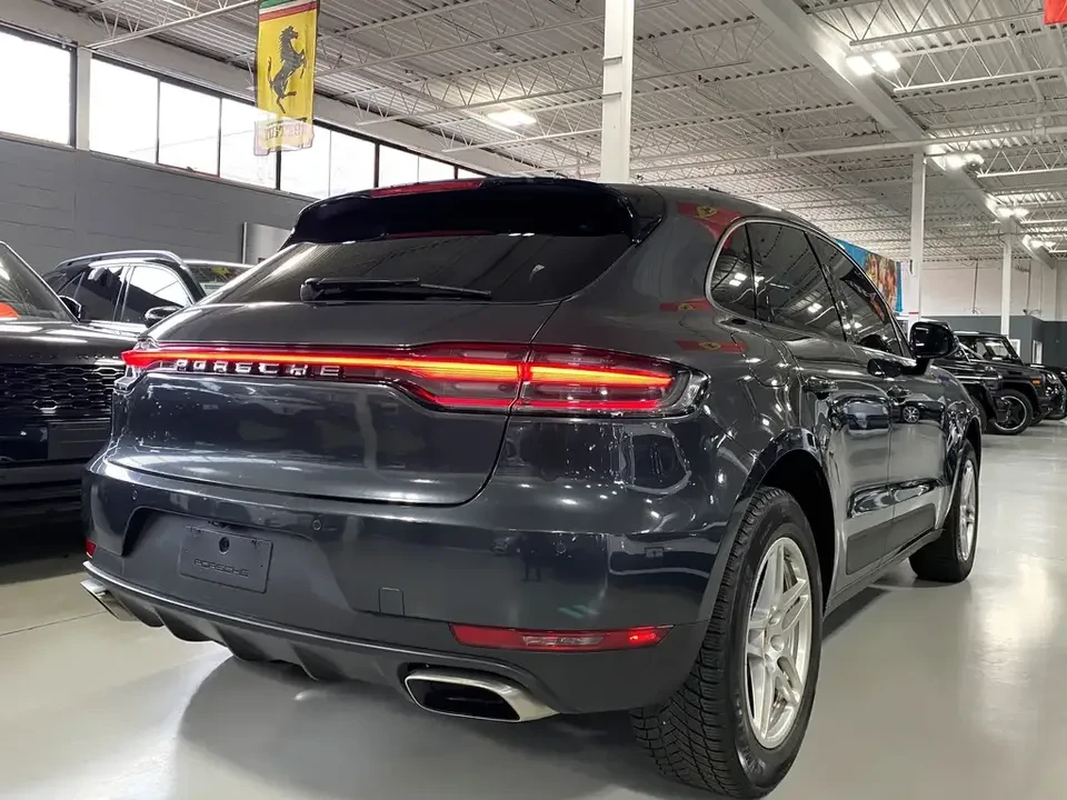 2021 Porsche Macan - Image 3 of 20