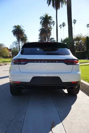2021 Porsche Macan - Image 5 of 21