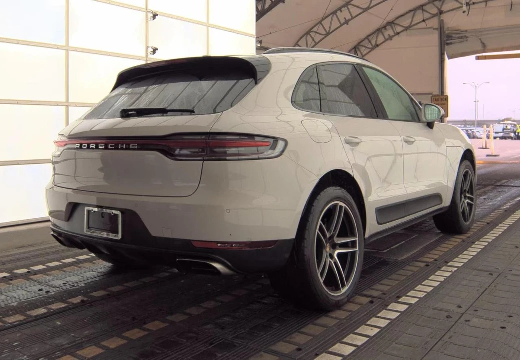 2021 Porsche Macan - Image 6 of 19