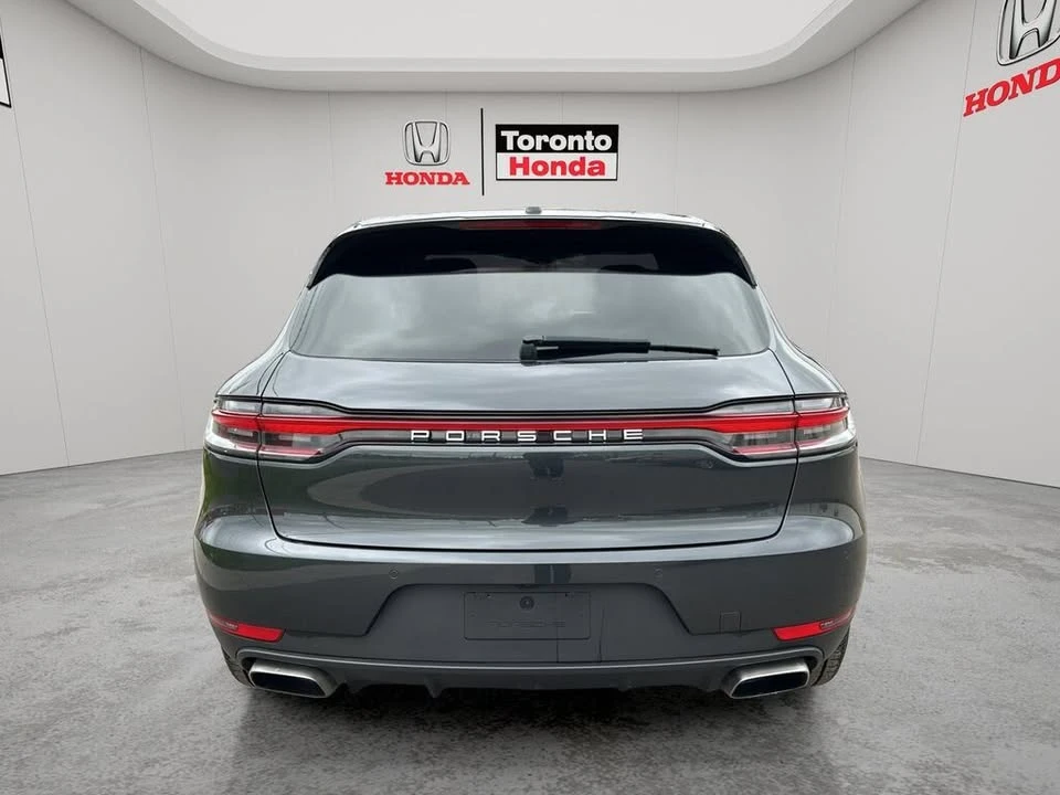 2021 Porsche Macan - Image 14 of 19