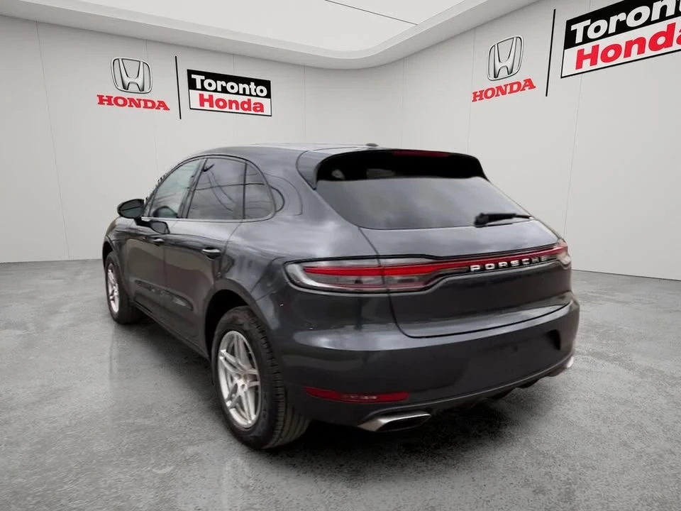 2021 Porsche Macan - Image 15 of 19