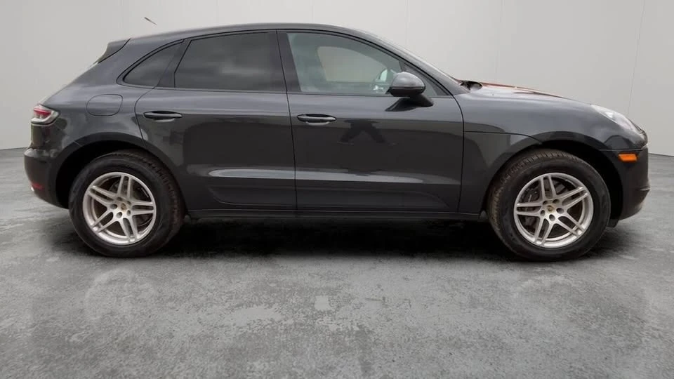 2021 Porsche Macan - Image 3 of 20