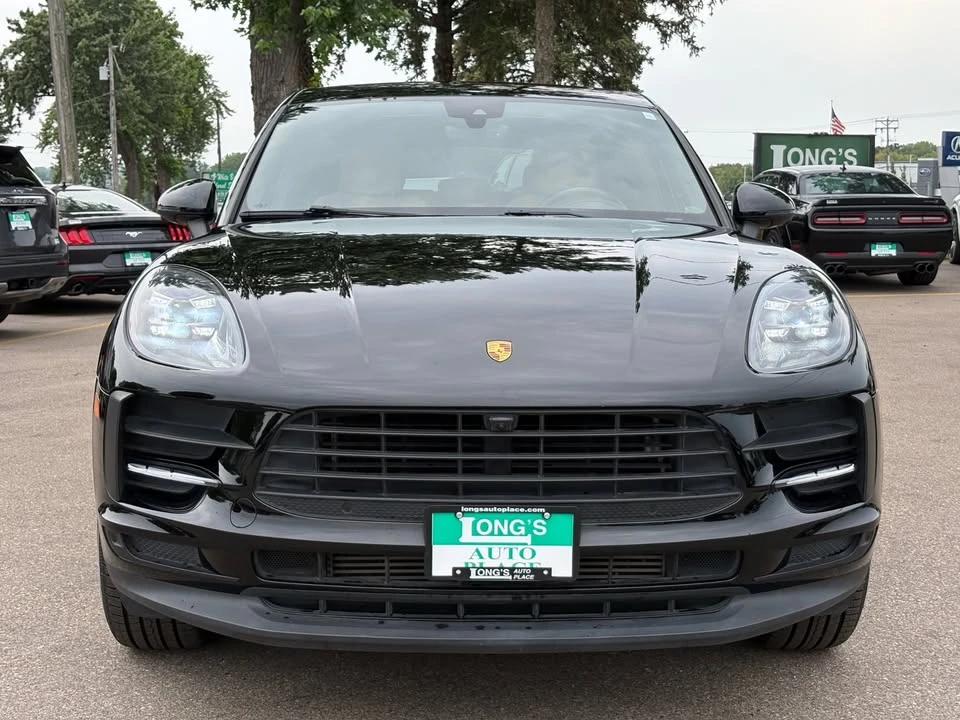 2021 Porsche Macan - Image 2 of 19