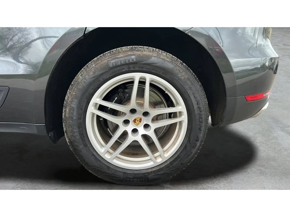 2021 Porsche Macan - Image 20 of 20