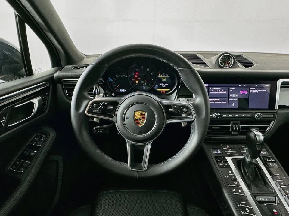 2021 Porsche Macan - Image 8 of 20