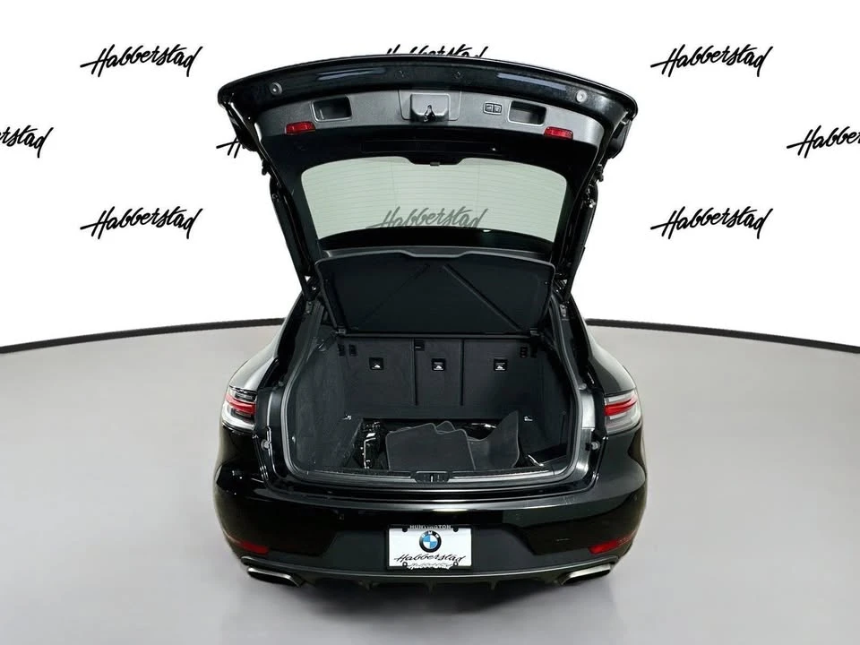 2021 Porsche Macan - Image 18 of 20