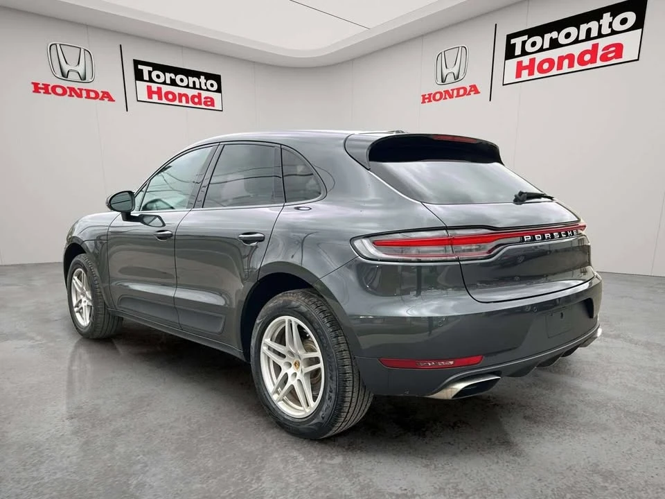 2021 Porsche Macan - Image 16 of 19