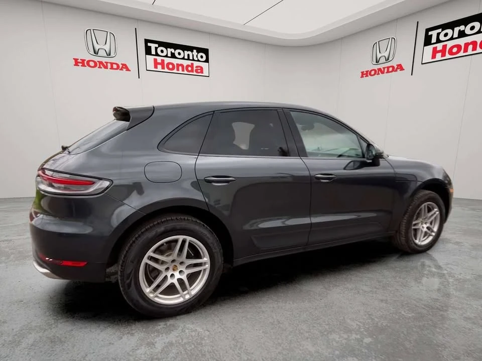 2021 Porsche Macan - Image 9 of 19