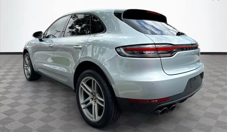 2021 Porsche Macan - Image 6 of 7