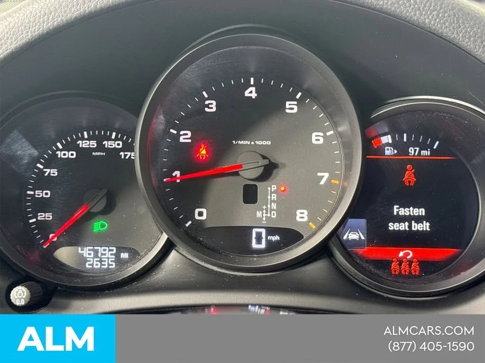 2021 Porsche Macan - Image 16 of 20