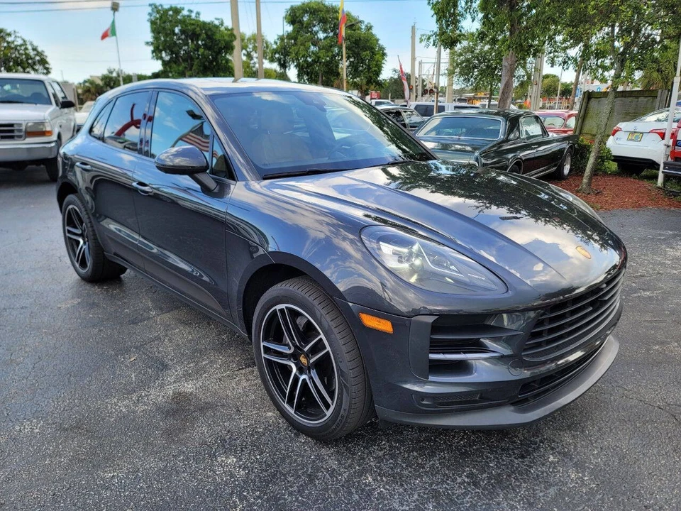2021 Porsche Macan - Image 7 of 23
