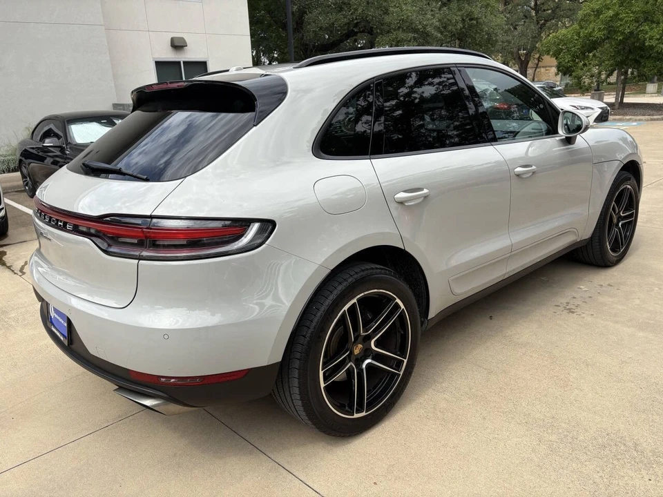 2021 Porsche Macan - Image 4 of 21