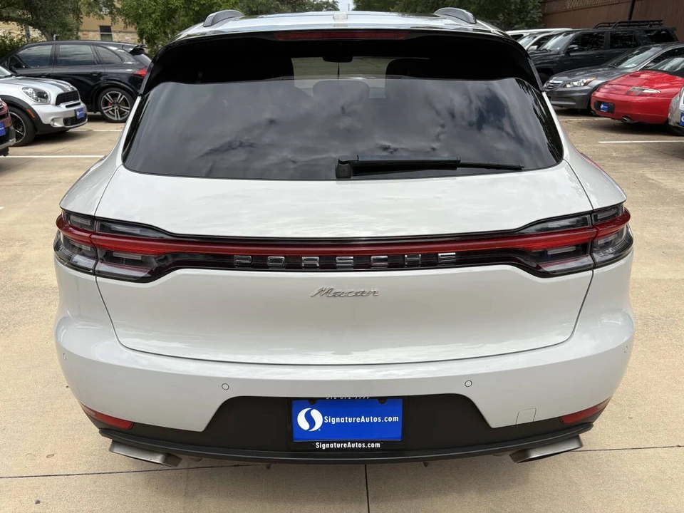 2021 Porsche Macan - Image 5 of 21