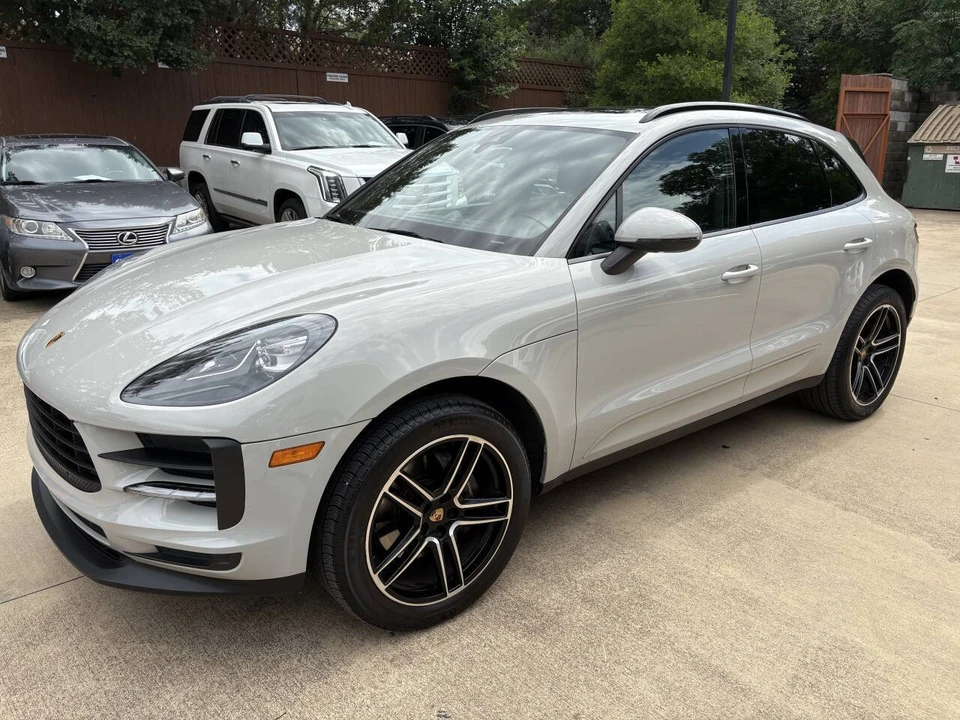 2021 Porsche Macan - Image 8 of 21