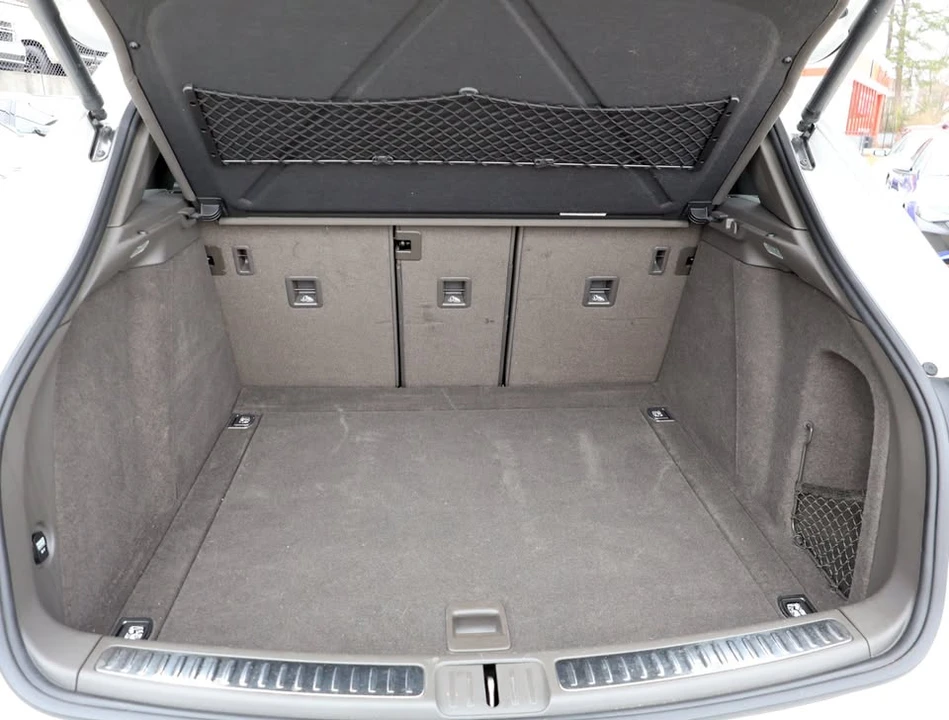 2021 Porsche Macan - Image 4 of 20