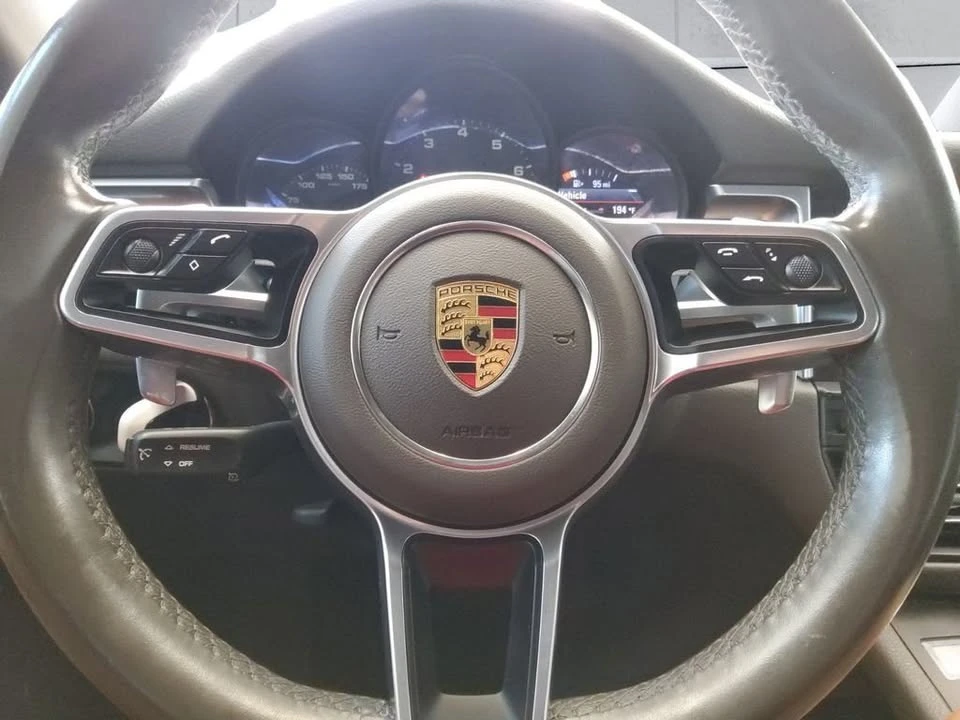 2021 Porsche Macan - Image 6 of 9