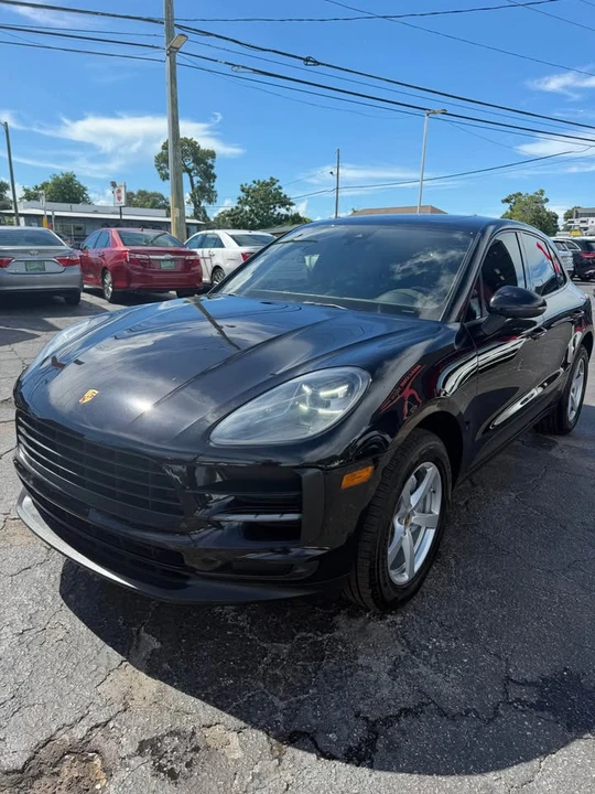 2021 Porsche Macan - Image 2 of 11