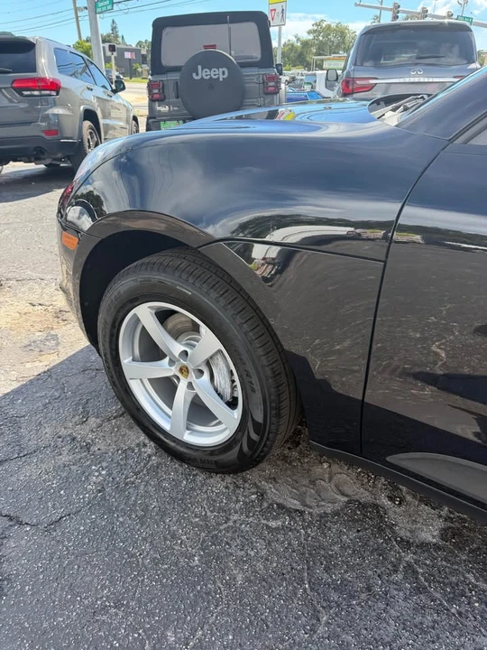 2021 Porsche Macan - Image 3 of 11