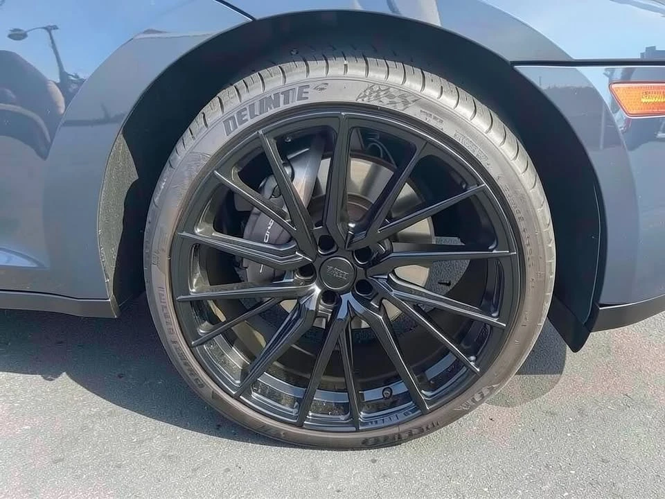 2021 Porsche Macan - Image 10 of 12