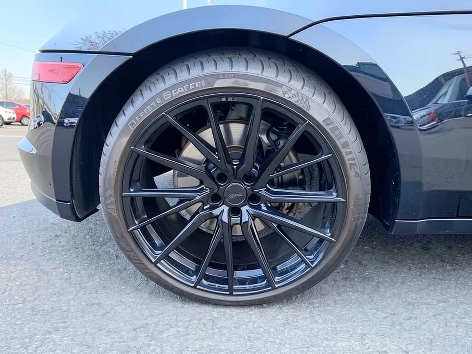 2021 Porsche Macan - Image 9 of 12