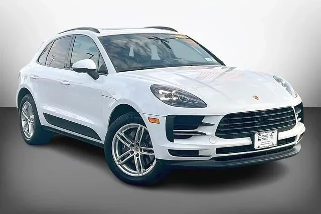 2021 Porsche Macan - Image 2 of 12