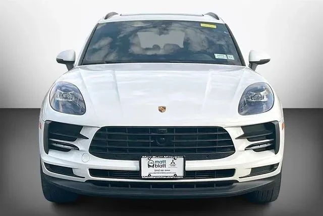 2021 Porsche Macan - Image 4 of 12