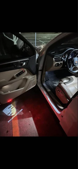 2021 Porsche Macan - Image 3 of 17
