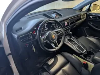 2021 Porsche Macan - Image 4 of 4