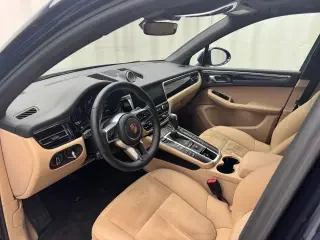 2021 Porsche Macan - Image 4 of 4
