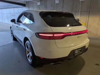 2021 Porsche Macan - Image 3 of 4