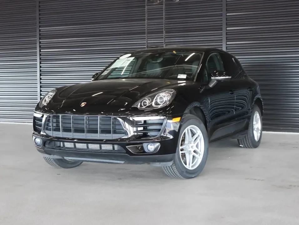 2021 Porsche Macan - Image 8 of 10