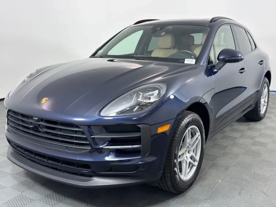 2021 Porsche Macan - Image 8 of 9