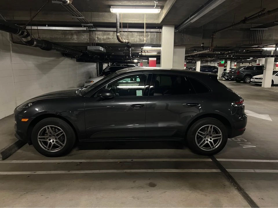 2021 Porsche Macan - Image 3 of 4