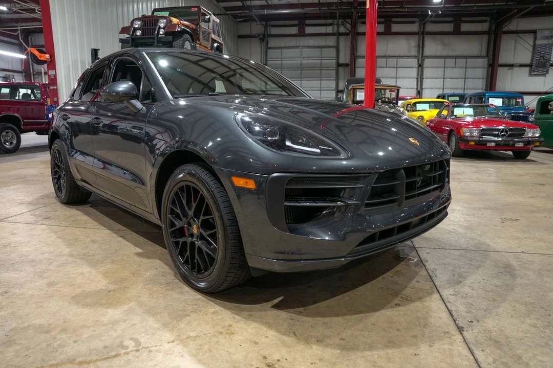 2021 Porsche Macan GTS - Image 12 of 31