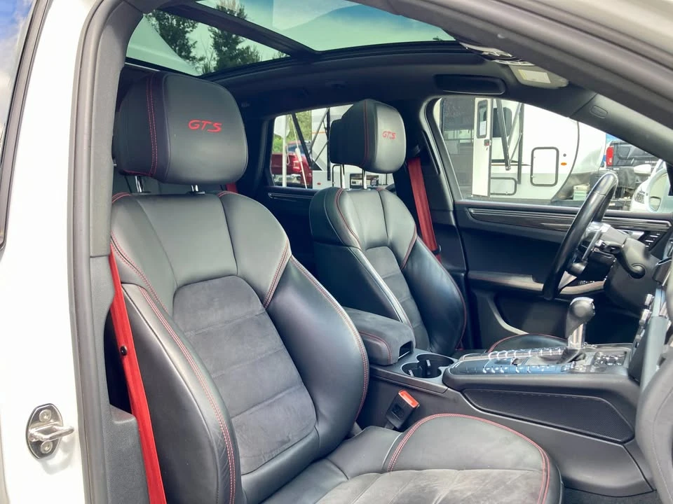 2021 Porsche Macan GTS - Image 17 of 20