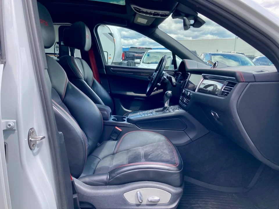 2021 Porsche Macan GTS - Image 16 of 20