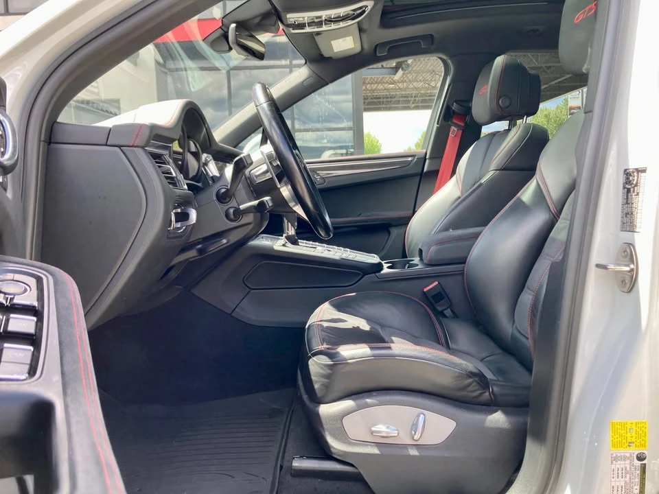 2021 Porsche Macan GTS - Image 9 of 20