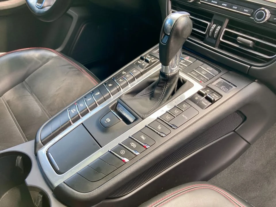 2021 Porsche Macan GTS - Image 14 of 20