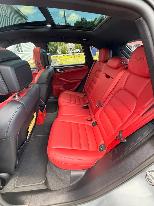 2021 Porsche Macan GTS - Image 15 of 18