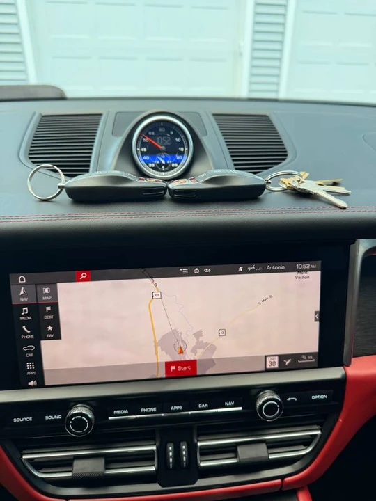 2021 Porsche Macan GTS - Image 17 of 18