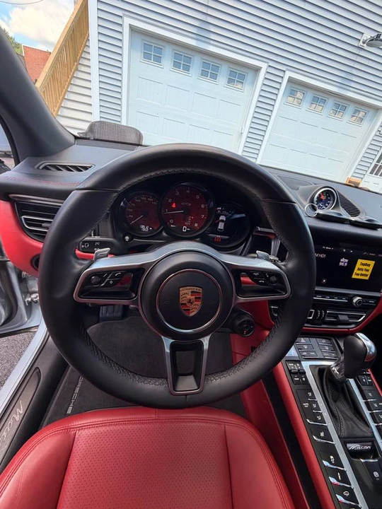 2021 Porsche Macan GTS - Image 12 of 18
