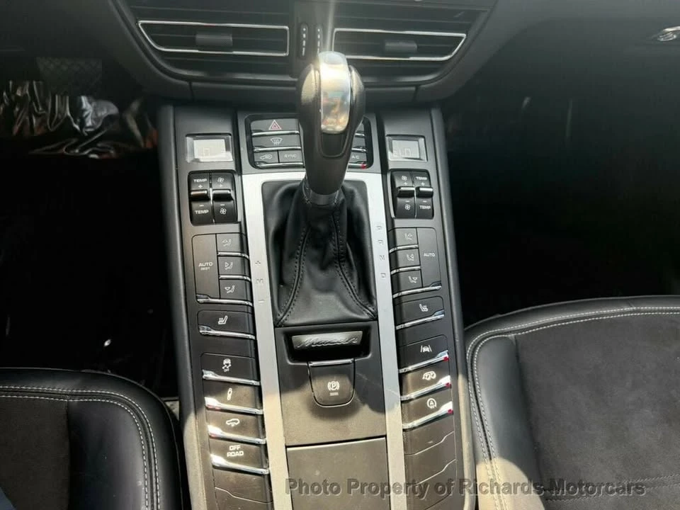 2021 Porsche Macan GTS - Image 14 of 20