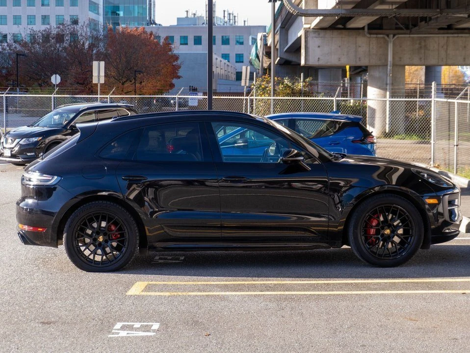 2021 Porsche Macan GTS - Image 9 of 20
