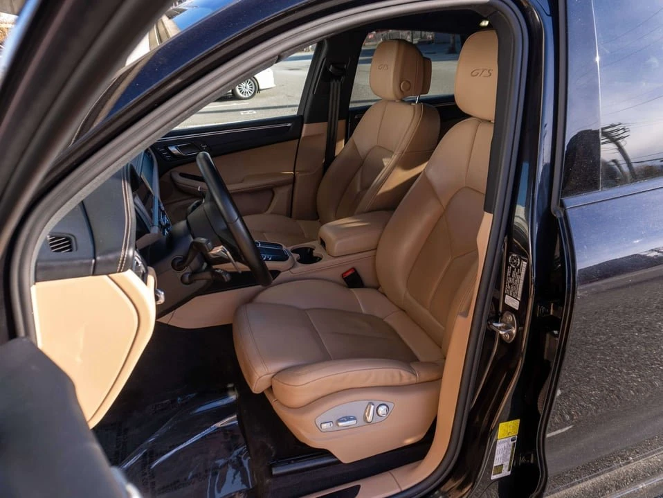 2021 Porsche Macan GTS - Image 13 of 20