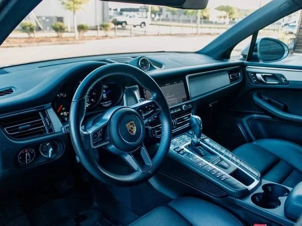 2021 Porsche Macan GTS - Image 9 of 14