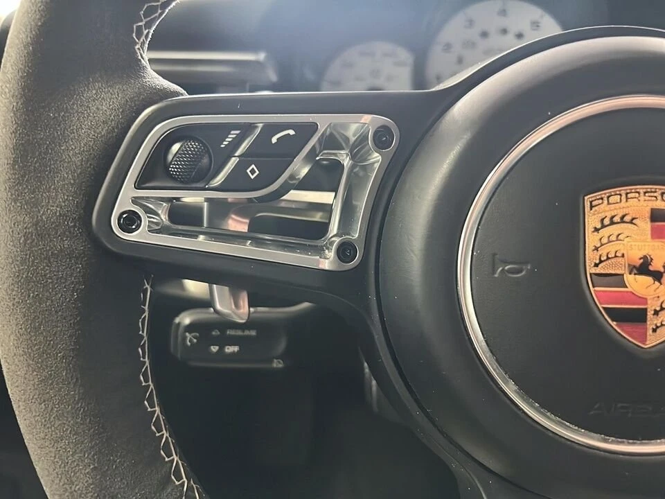 2021 Porsche Macan GTS - Image 12 of 20