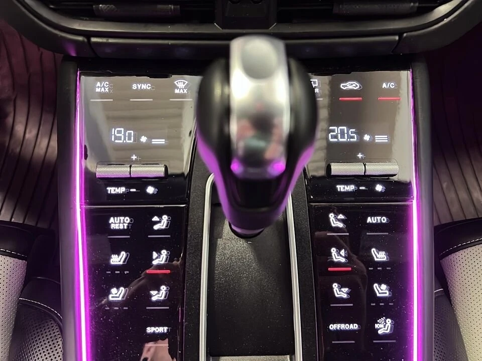 2021 Porsche Macan GTS - Image 16 of 20