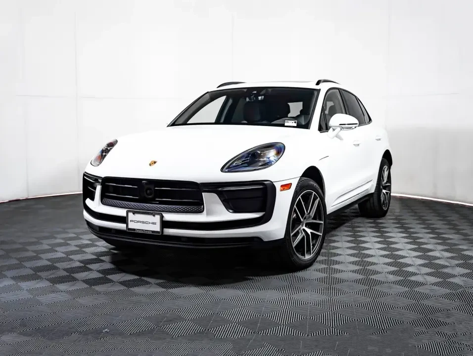 2021 Porsche Macan GTS - Image 5 of 8