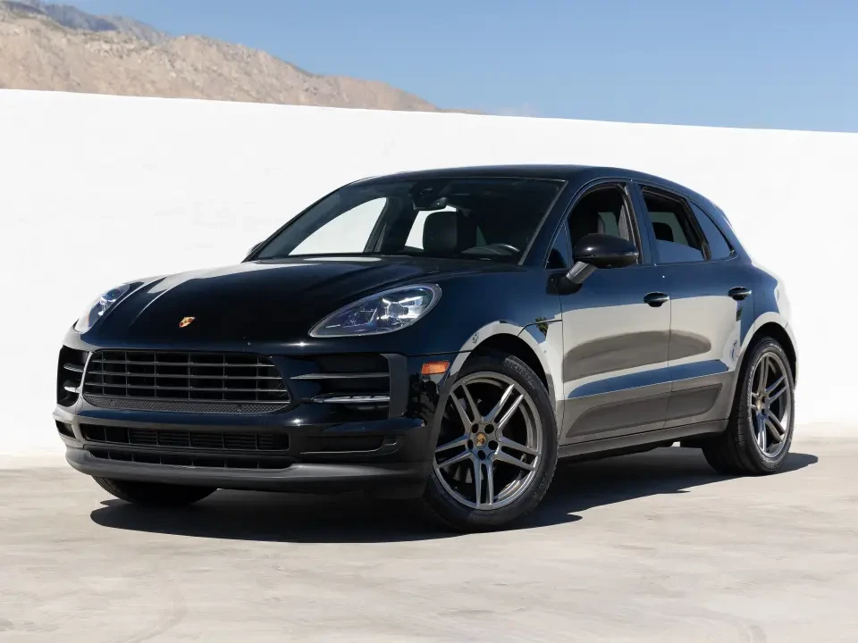 2021 Porsche Macan GTS - Image 9 of 12